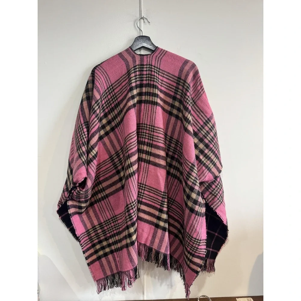 Juicy Couture Shawl Womens One Size Pink Plaid Fringe Wrap Scarf Fall Winter